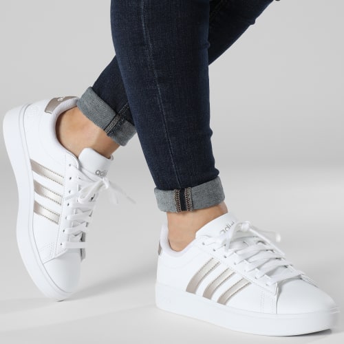 Baskets Femme Grand Court 2 GW9215 Footwear White Plaster Metallic