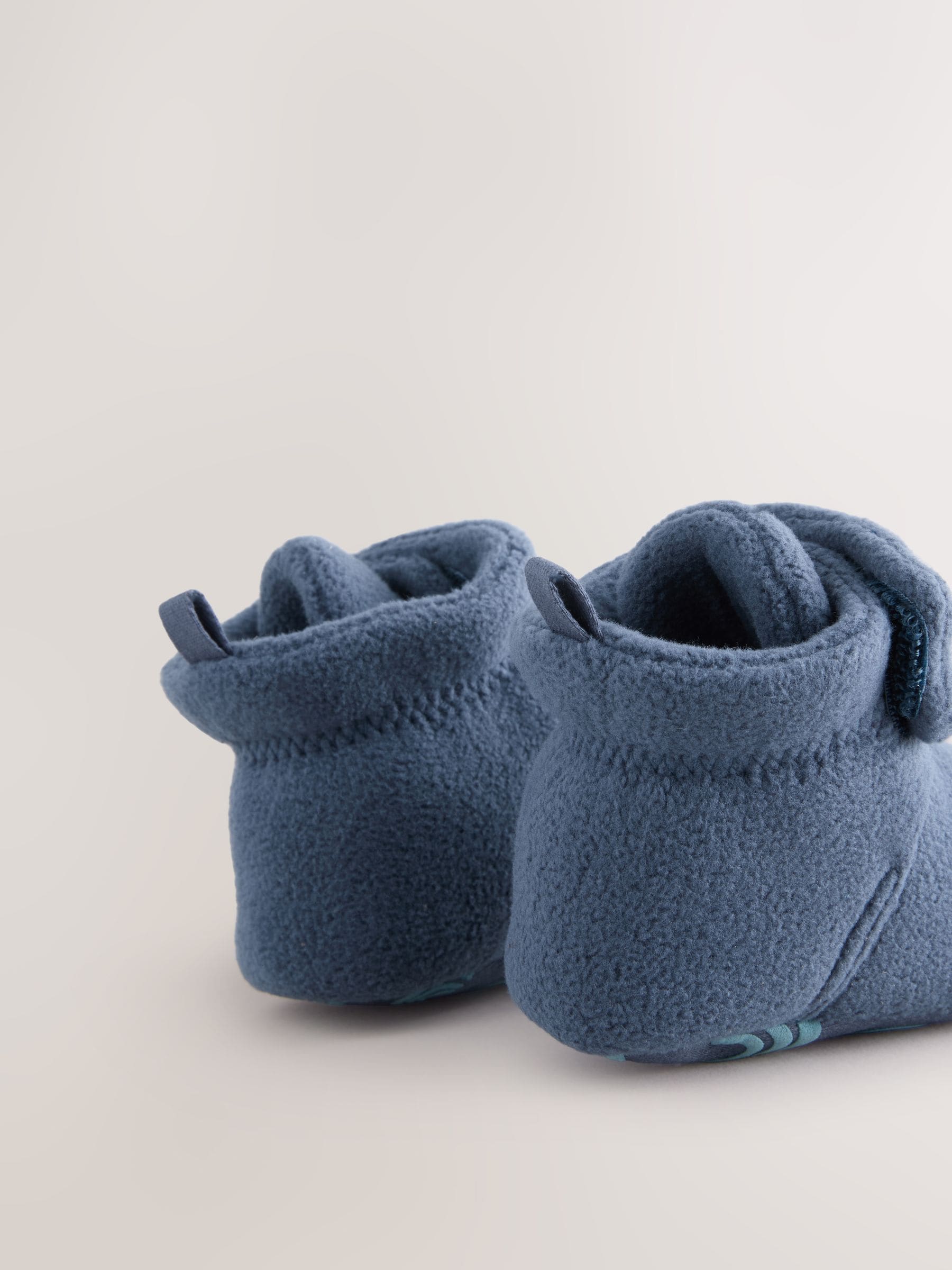 Marineblauw - Baby slofjes met klittenbandsluiting (0-2mnd)