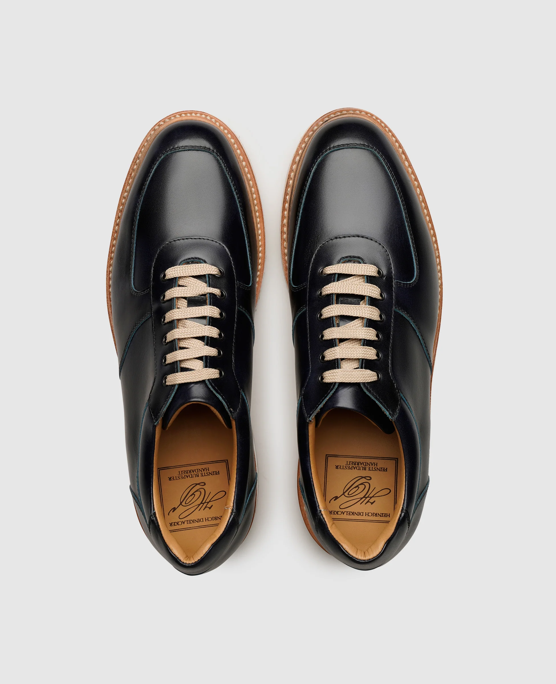 London Sneaker TC