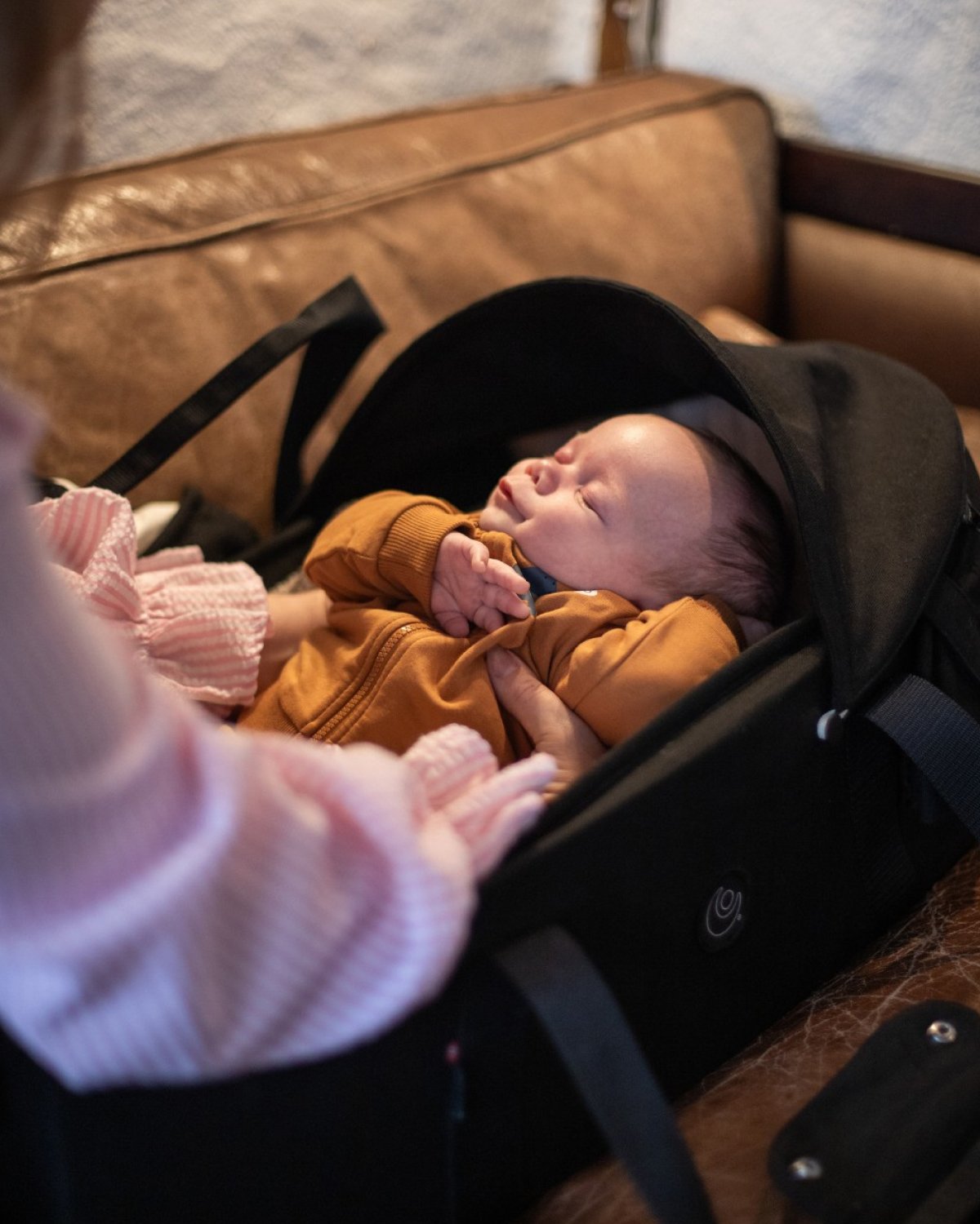 Babynest & Babylift – Multifunksjonelt Babyrede | Favn II Carrynest