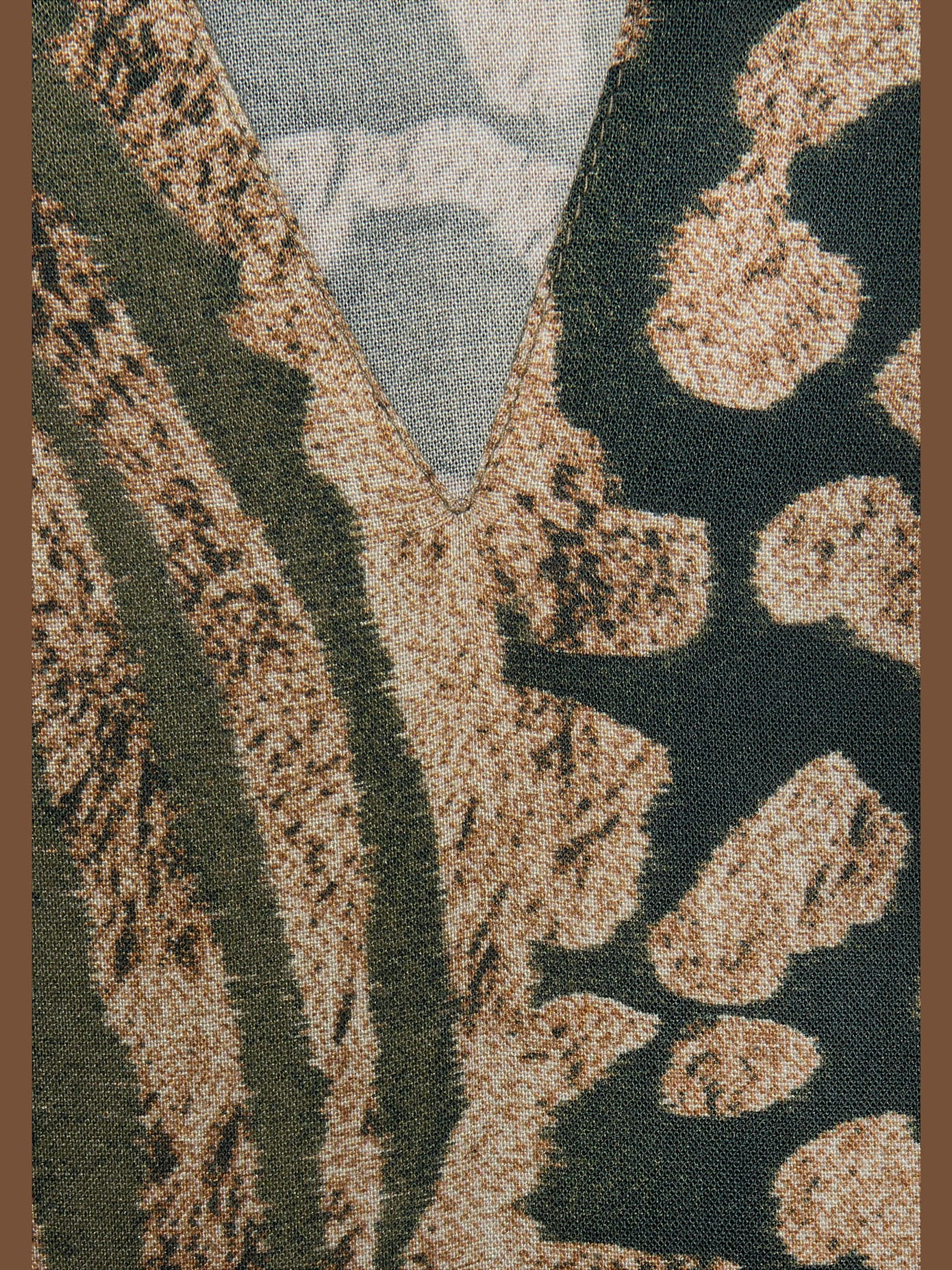 Robe d'été belle encolure en v