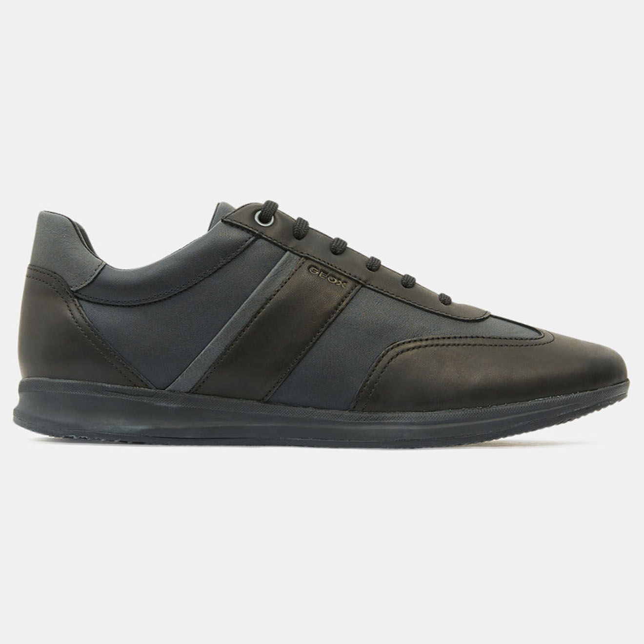 Geox Baskets en Cuir Avery noires