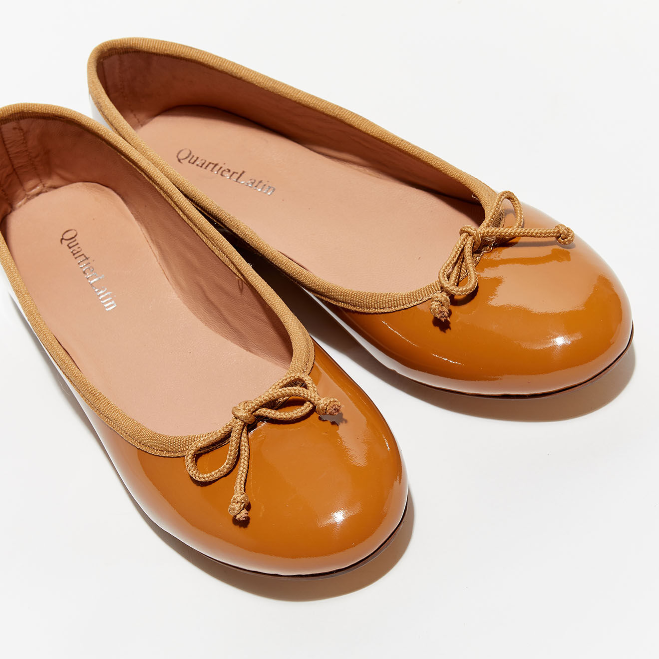 Quartier Latin Ballerines en Cuir verni Nicole moutardes