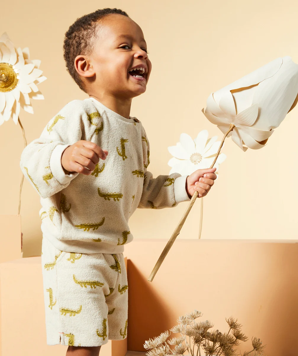 BERMUDA BÉBÉ GARÇON MATIÈRE ÉPONGE EN FIBRES RECYCLÉES IMPRIMÉ CROCO