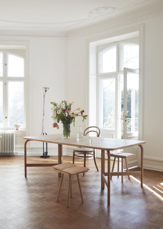 Fritz Hansen Aldus eettafel 160x85
