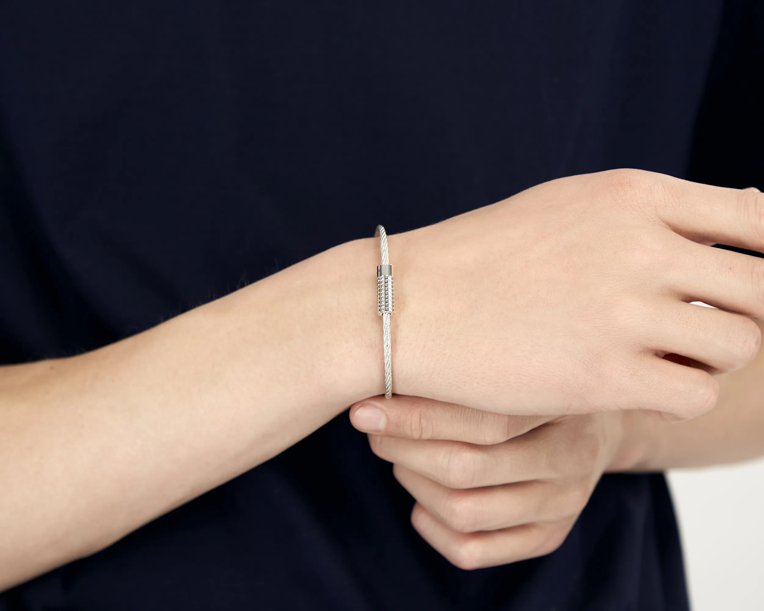 Bracelet Câble Pyramide Guilloche 9gr Le Gramme