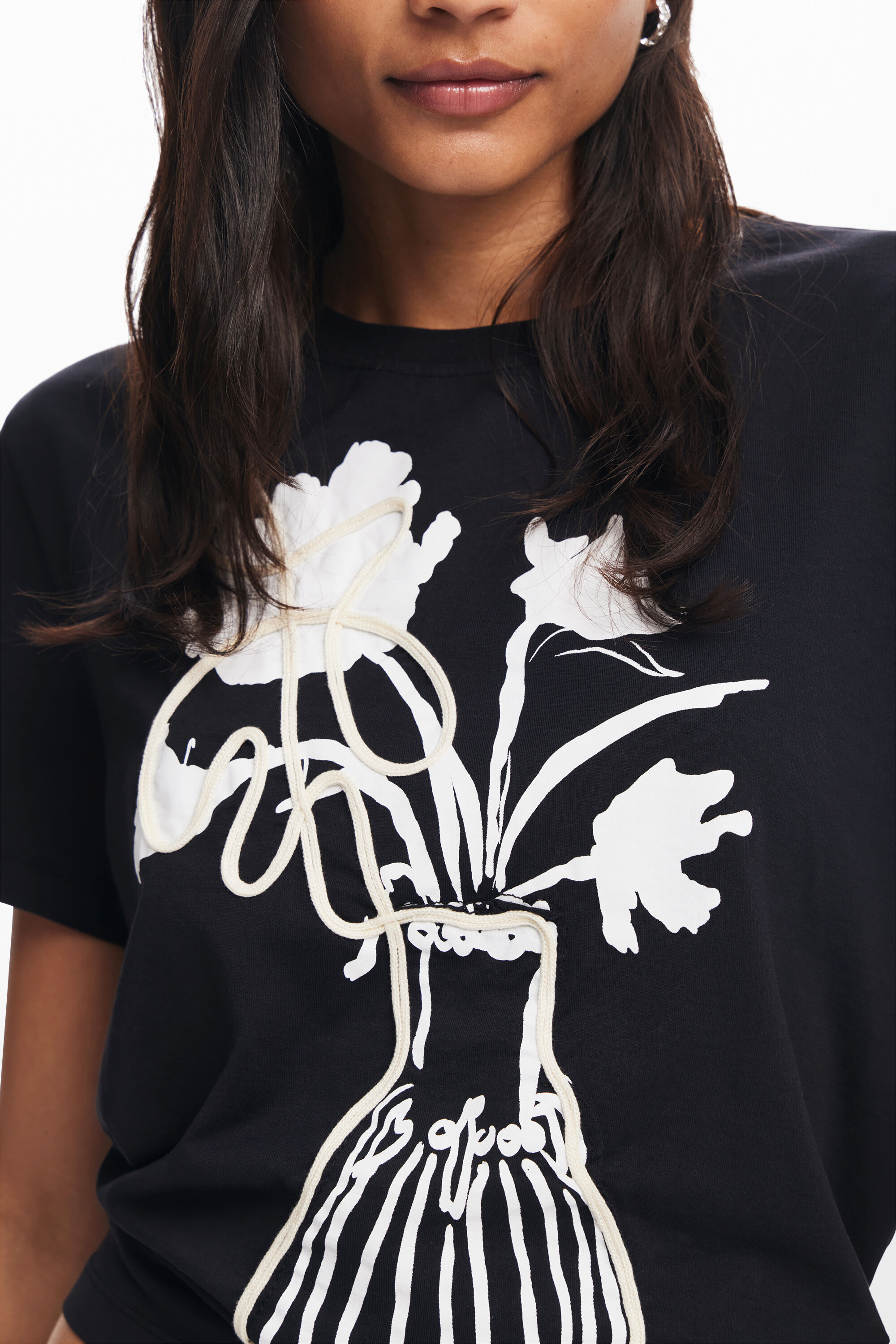 Vaso feito com uma camiseta lisa
