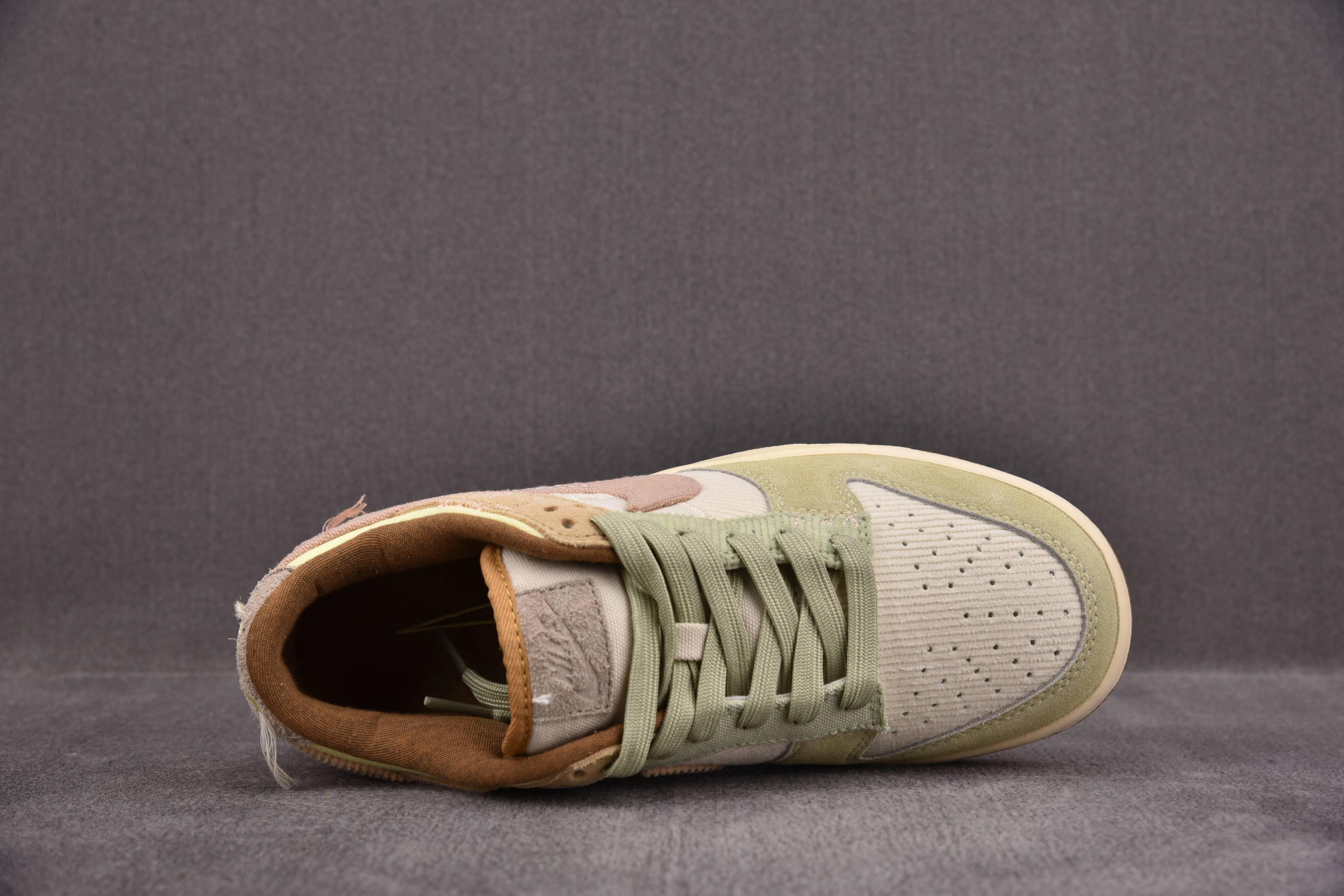 Nike Dunk Low On the Bright Side (Women Size!!)