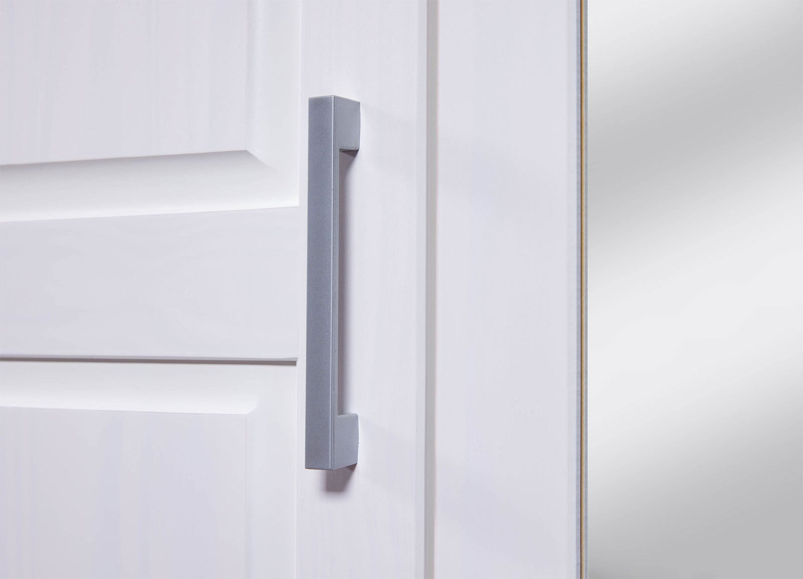 Drehtürenschrank THILO 140 x 190 cm weiß