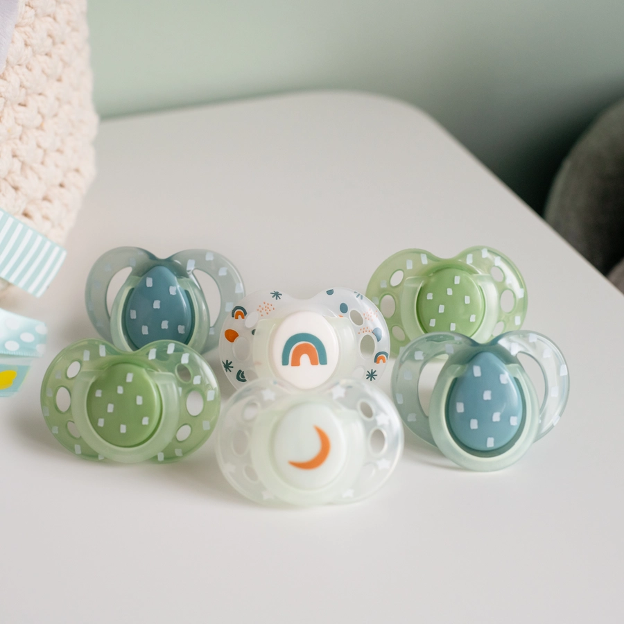 Tommee Tippee Schnuller Night für Jungen 18 - 36 Monate