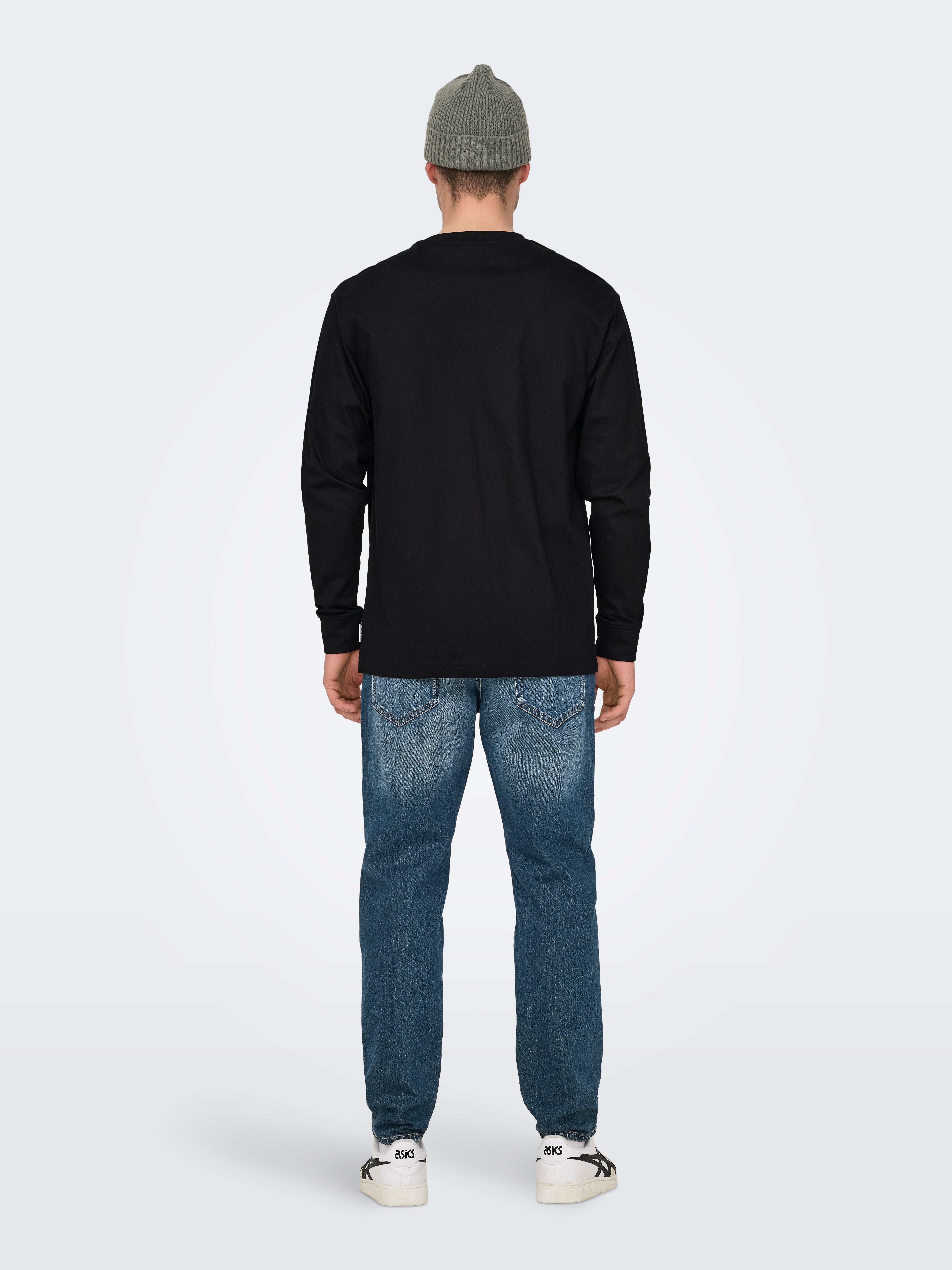 ONSFRED Top Black