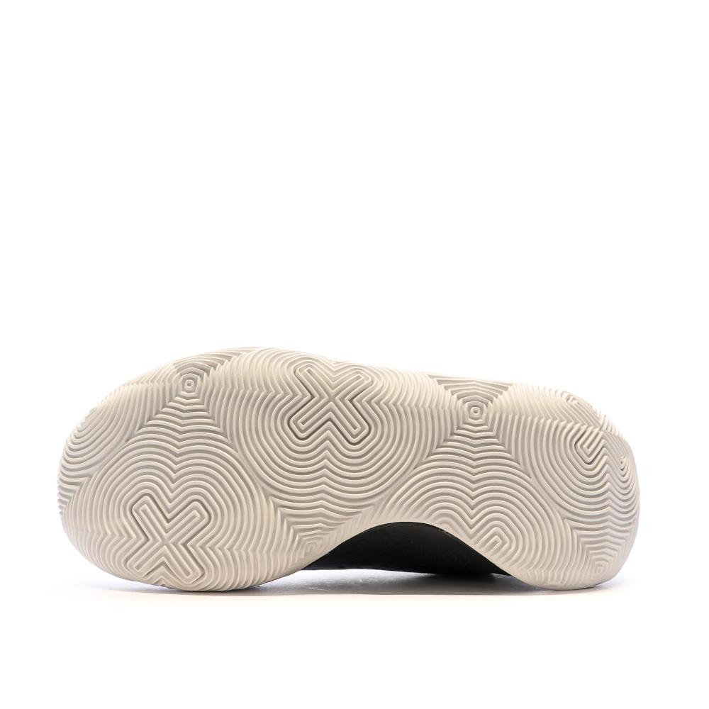 Under Armour Chaussures de Basket Noir/Doré Mixte Under Armour Jet 23