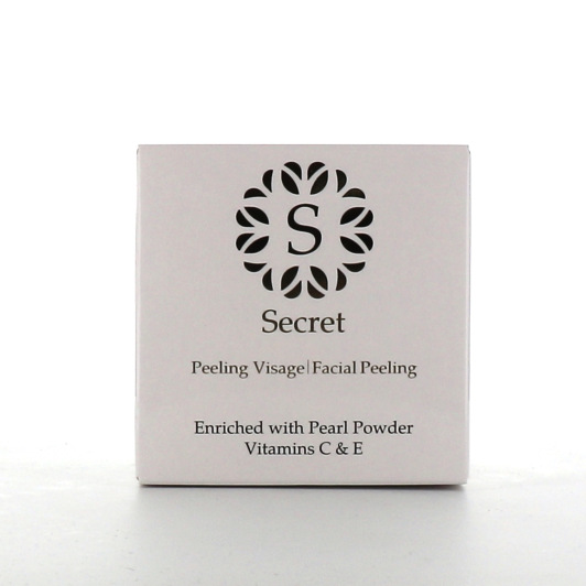 Peeling Visage Pin Up Secret