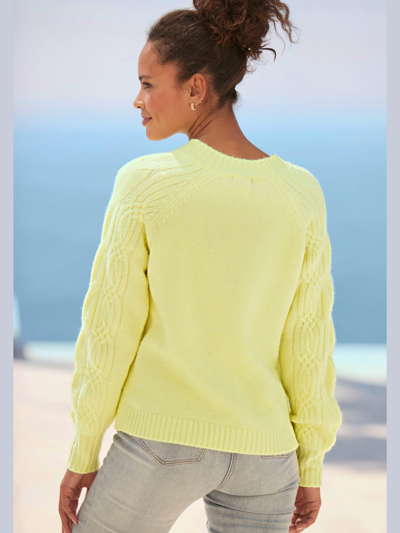 Pull col rond encolure ronde