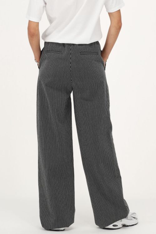 Zwart-wit gestreepte wide leg broek met elastieken band