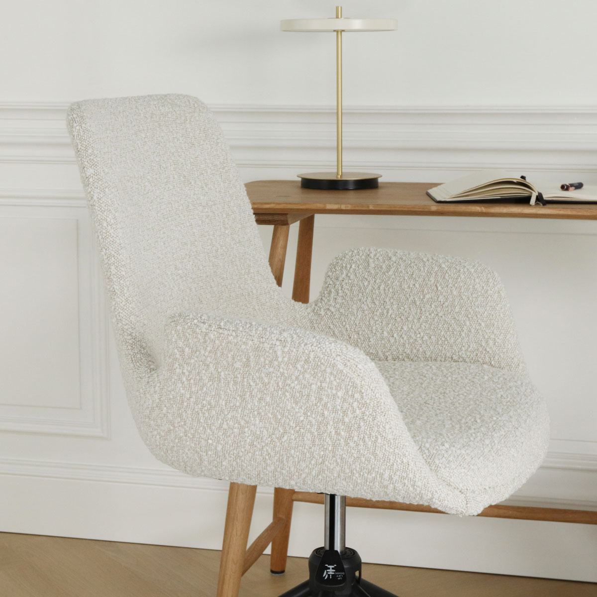 Bureaustoel Nout-Eef bouclé beige - zwart onderstel