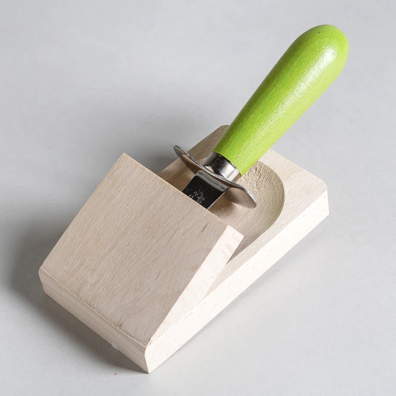 Couteau à huître en bois teinté avec cale Jean Dubost