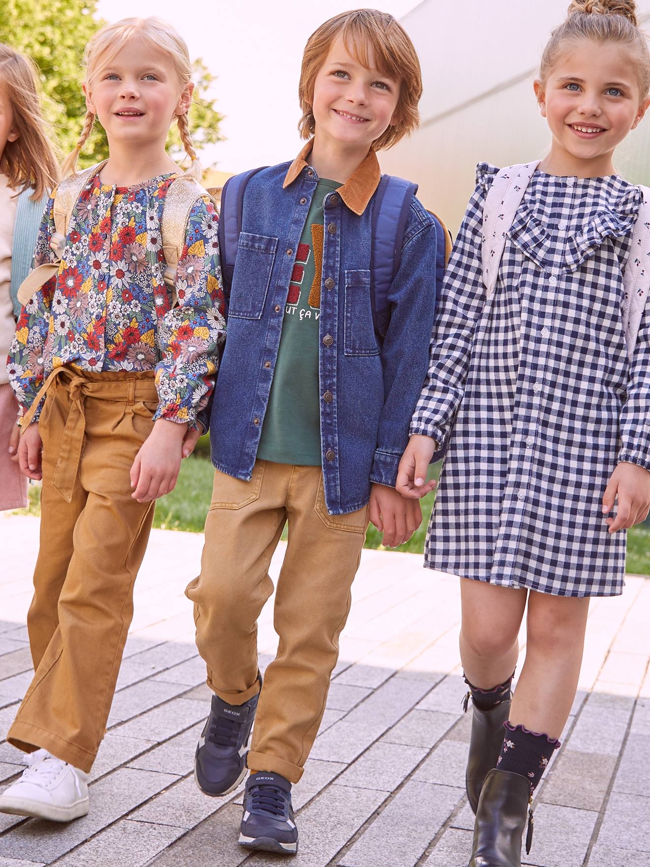 Sobretudo jeans azul escuro liso com gola de veludo para meninos