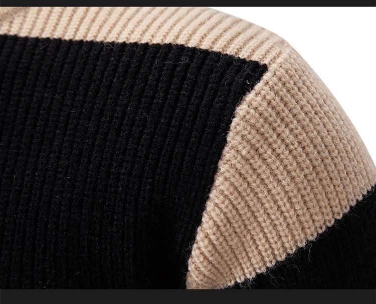 Sparrow Farm - Mock Neck Two Tone Trui