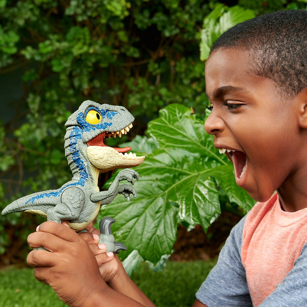 Jurassic World Mega Roar: Blue, der Velociraptor-Dinosaurier-Spielzeug