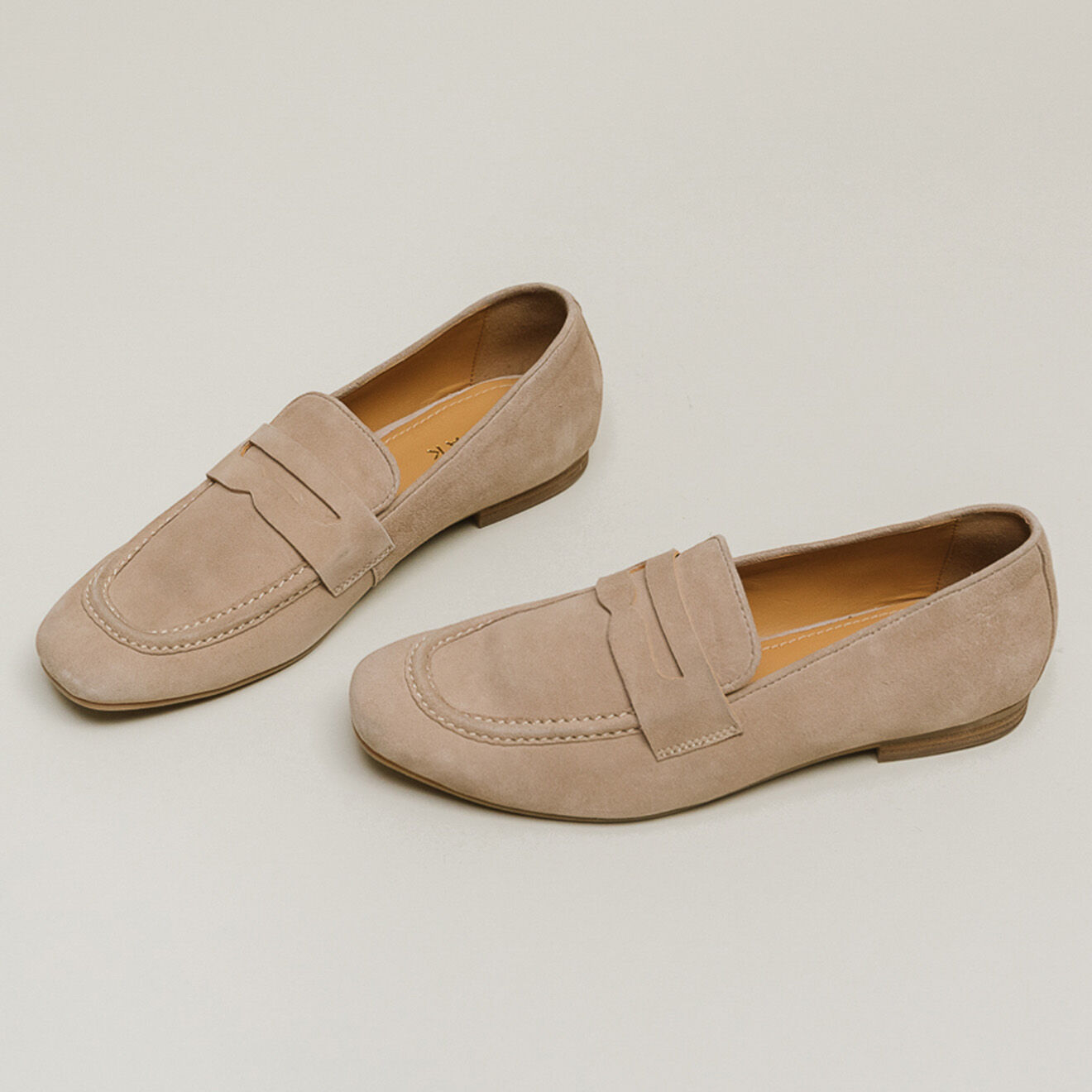 Jonak Mocassins en Velours de Cuir Marcusi beiges