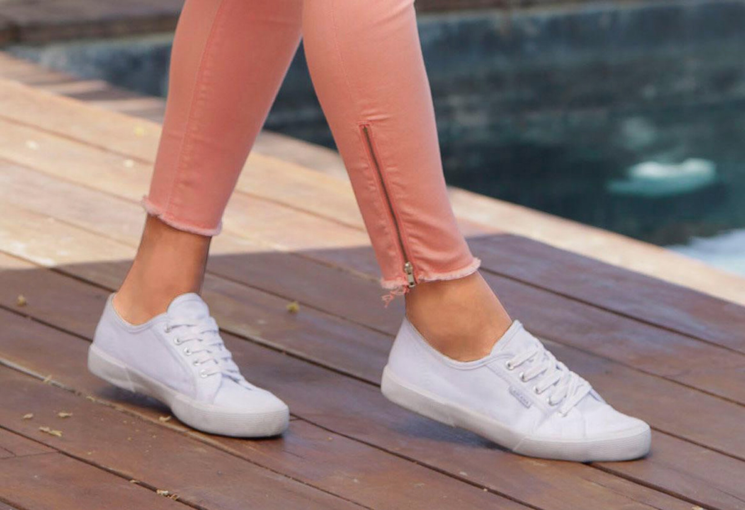 Sneaker