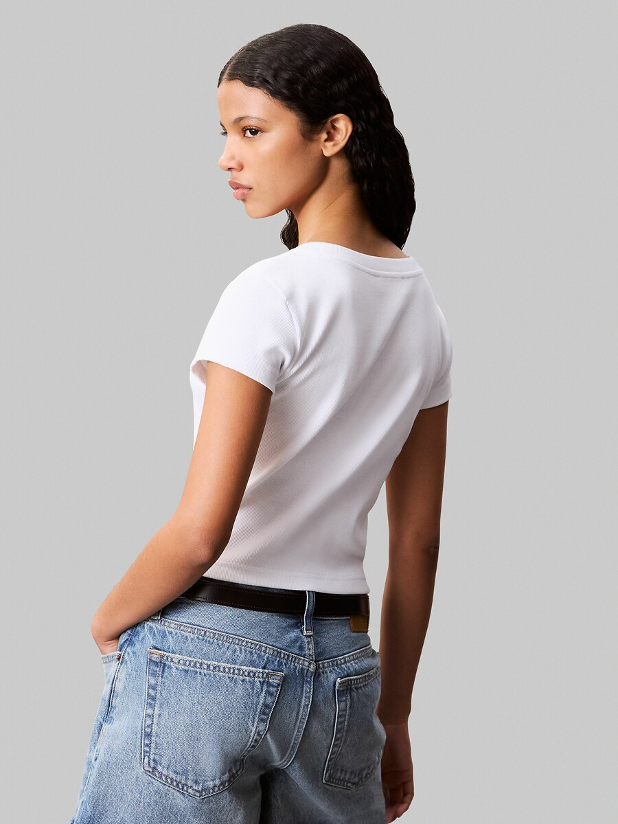 CALVIN KLEIN JEANS<br>Camiseta de manga curta com decote em V