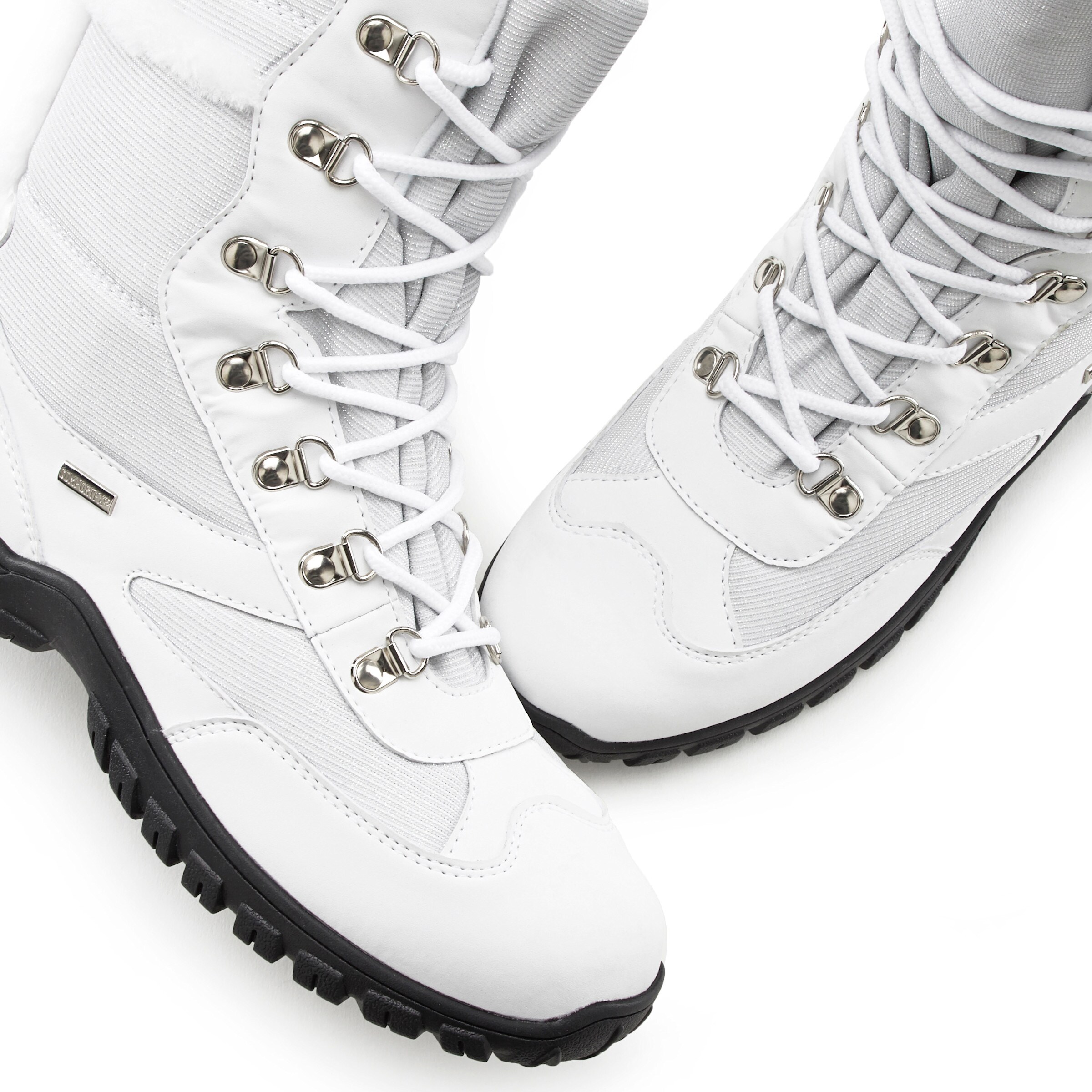 LASCANA Winterstiefel in weiß