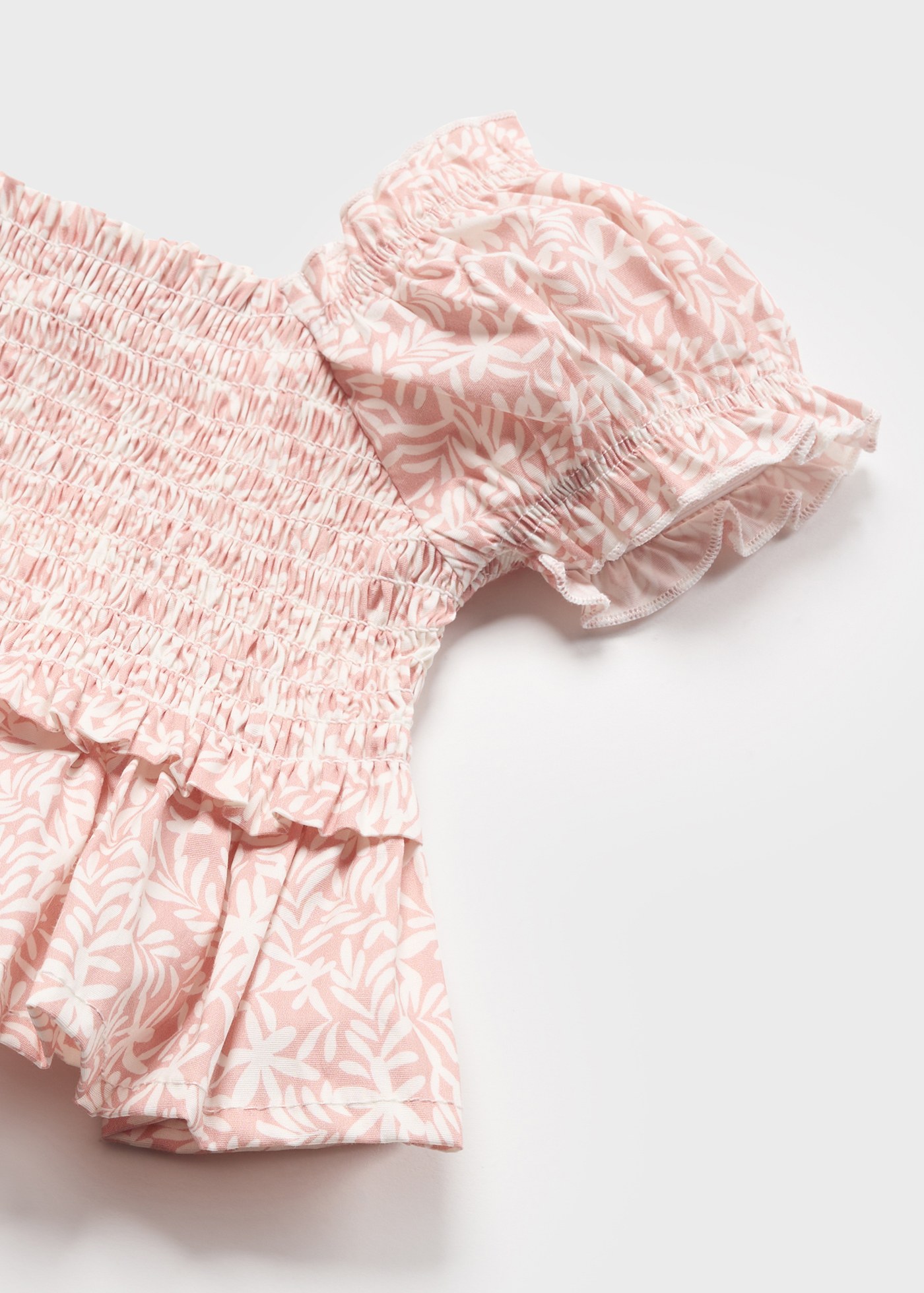 Blusa de popeline de manga curta com detalhes franzidos para bebê