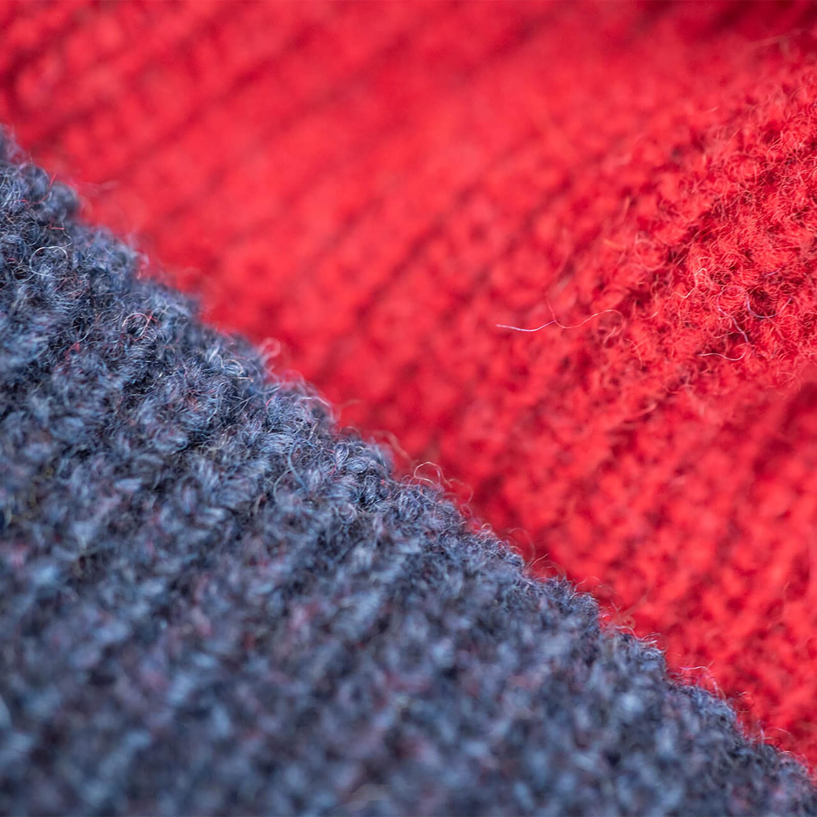 ALTIDUDE Winter Mütze Hermit Duo Rip Strickmütze Unisex Beanie Lamm Merino Wolle Farbe: Navy/Bordeuax