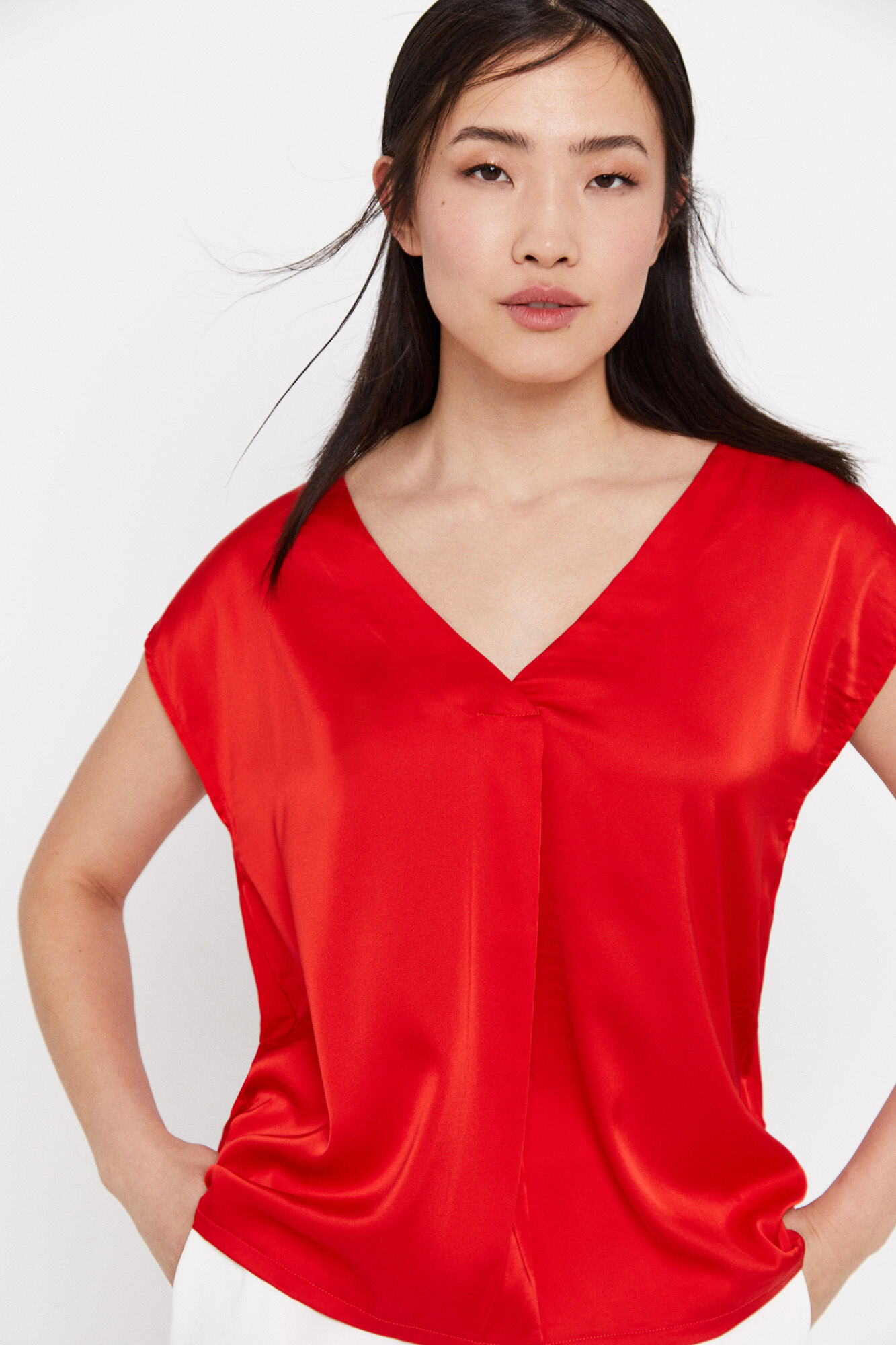 Blusa com detalhes em renda - Vermelha