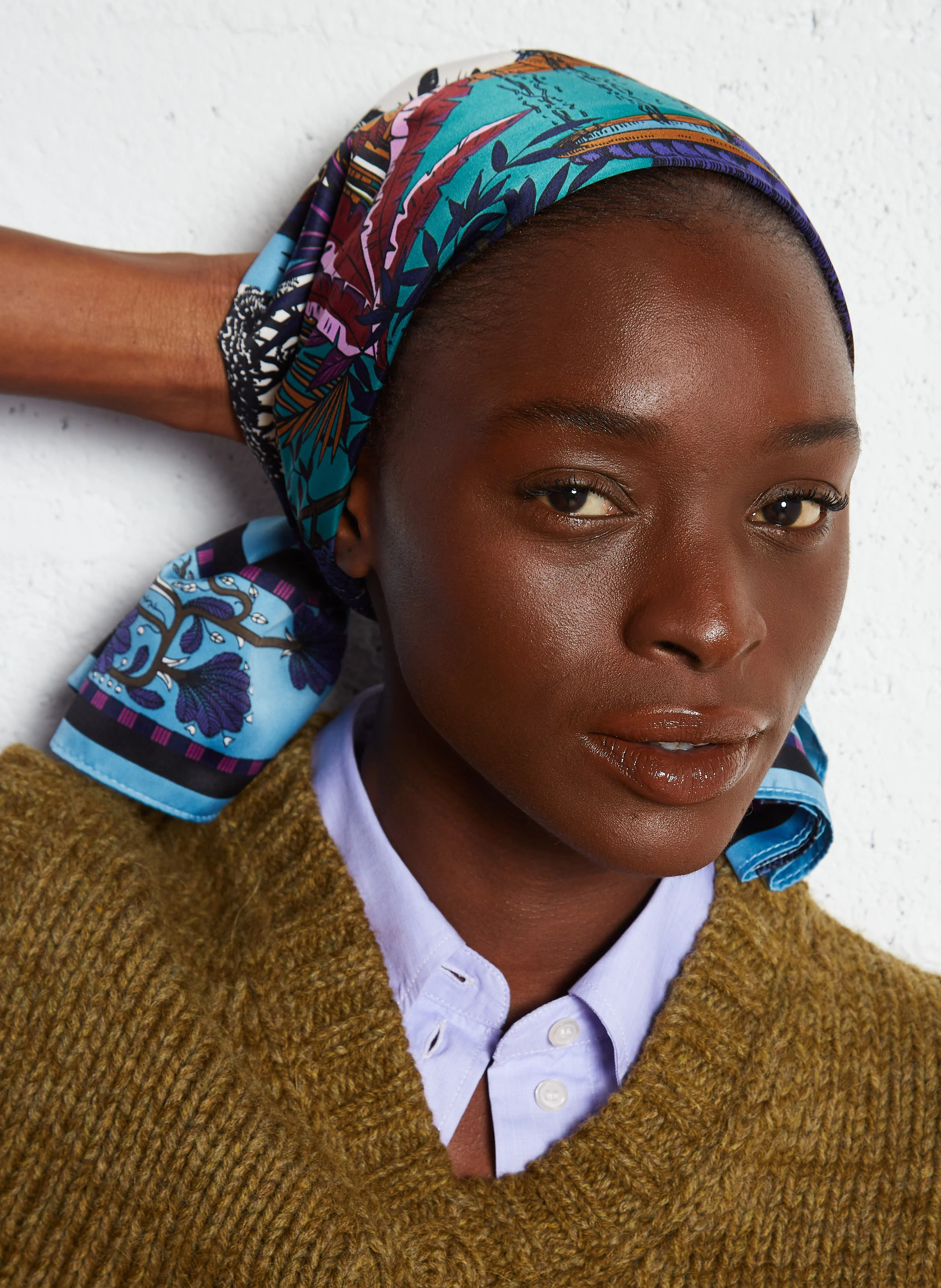 AMBER PALACE - Foulard carré imprimé| Bleu