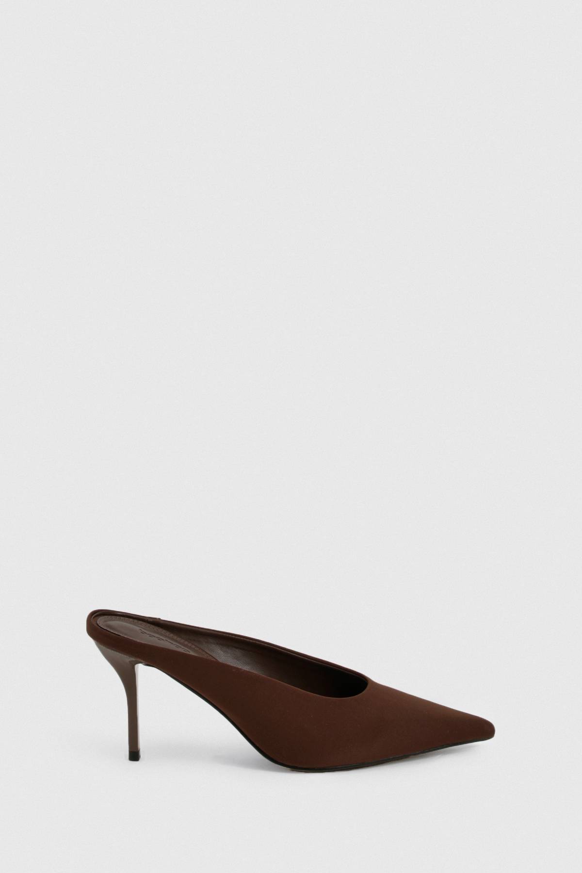 boohoo Chaussures de ville mule à bout pointu