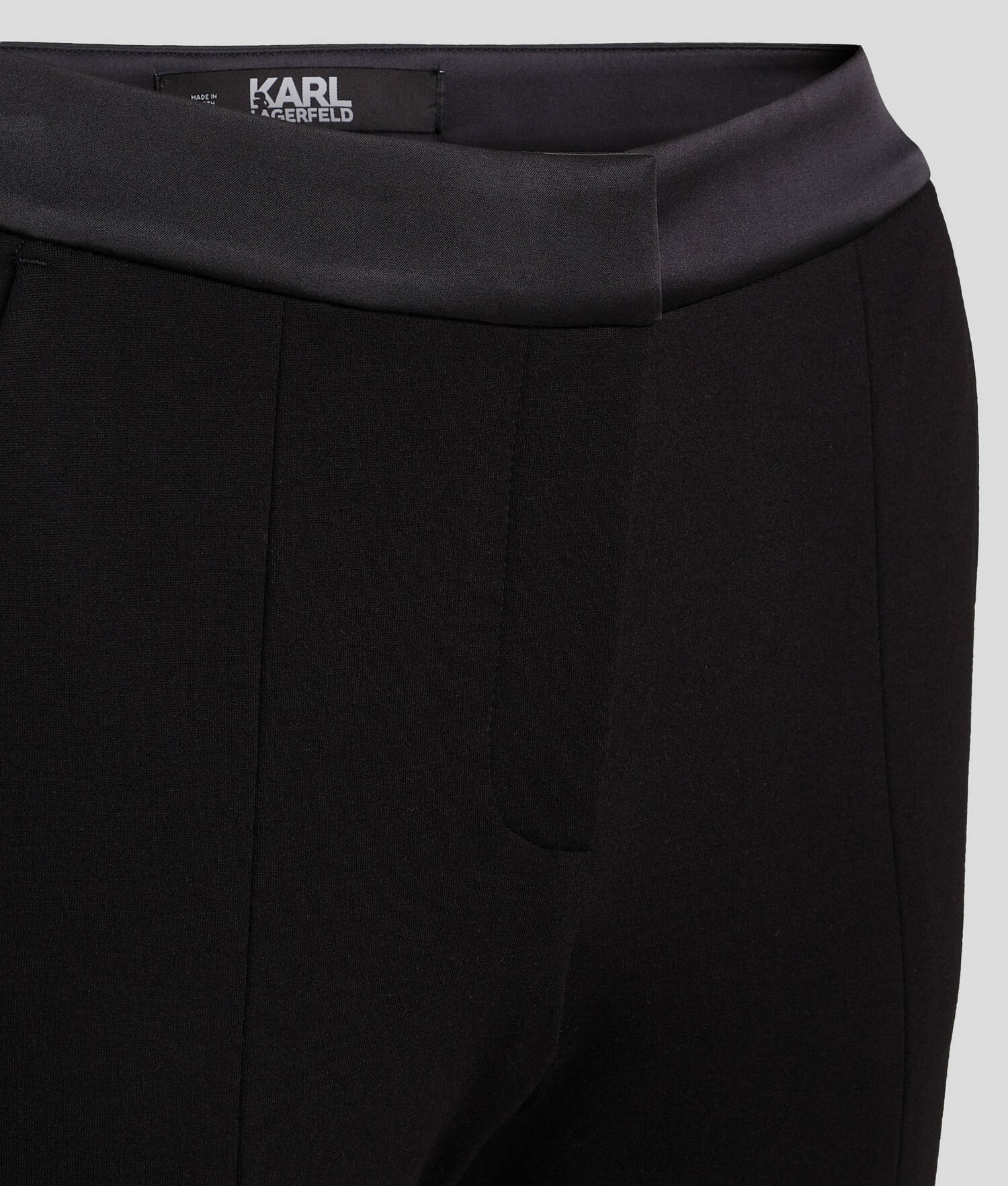 PANTALON EN PUNTO