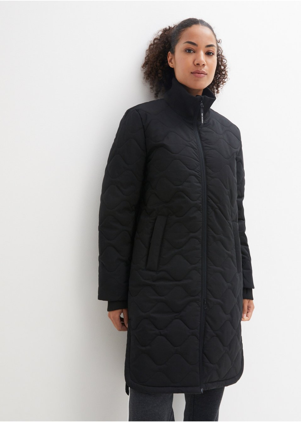Manteau matelassé ultra-léger avec pochon