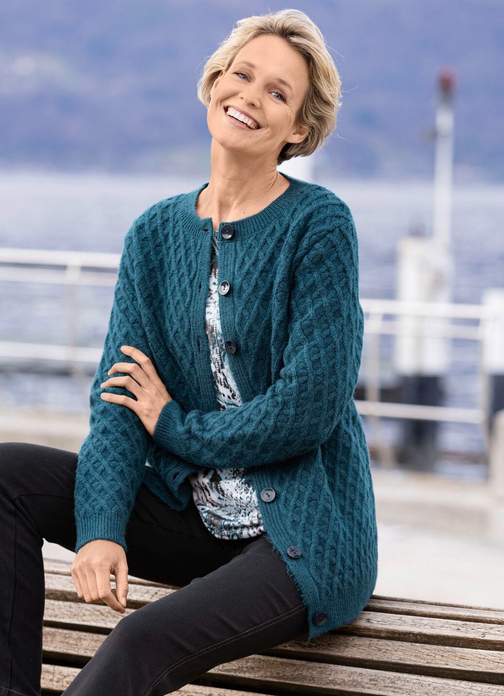 Strickjacke mit Rautenstruktur