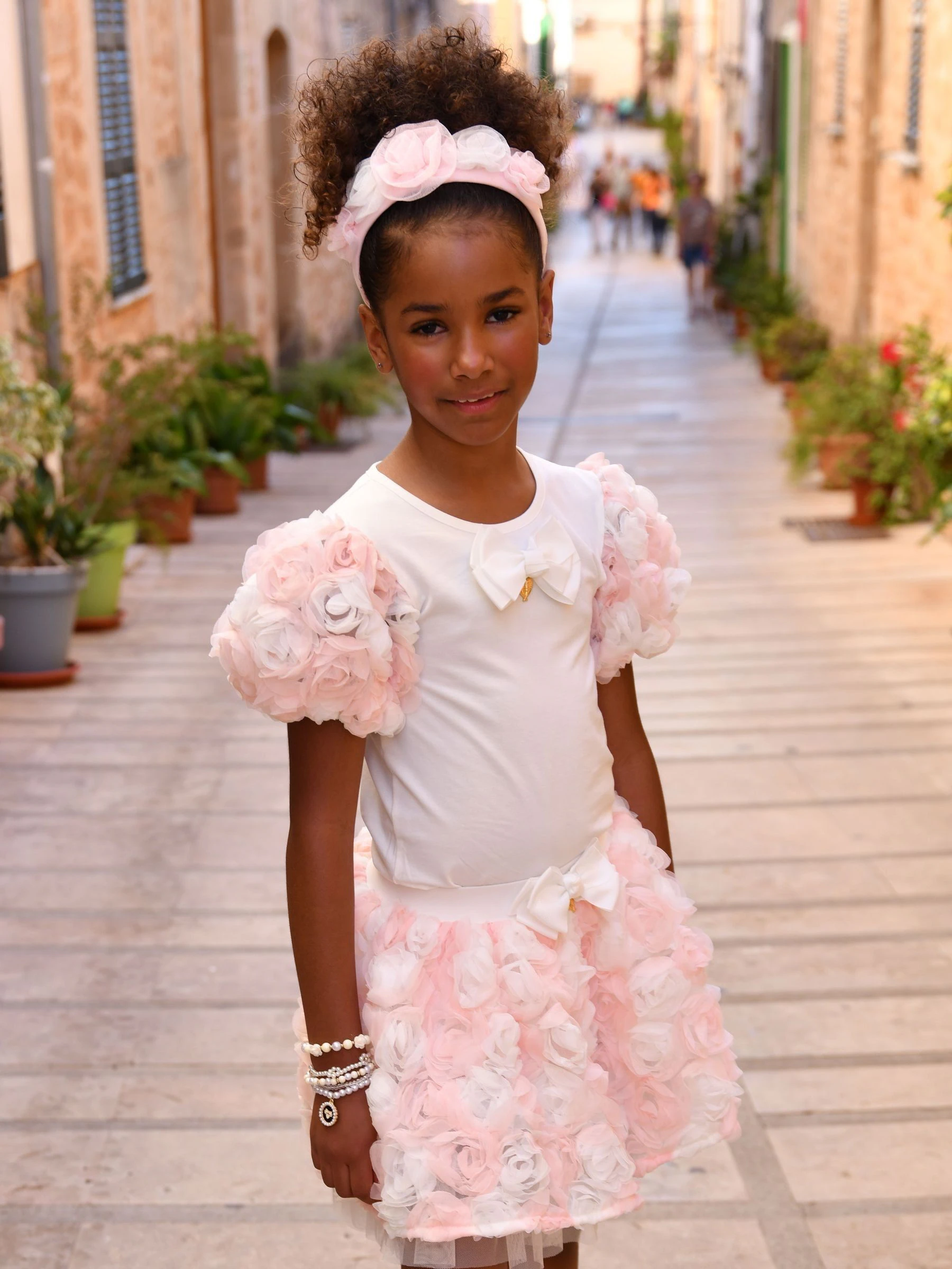 Angels Face Roses White Top And Skirt Set