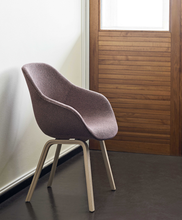 Hay About a Chair AAC123 gestoffeerde stoel Olavi 12