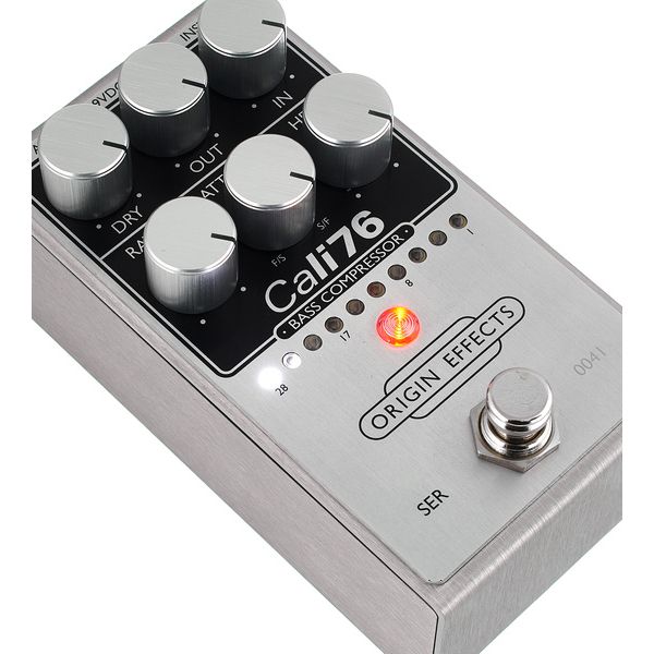 Origin Effects Cali76 V2 Bass Compressor