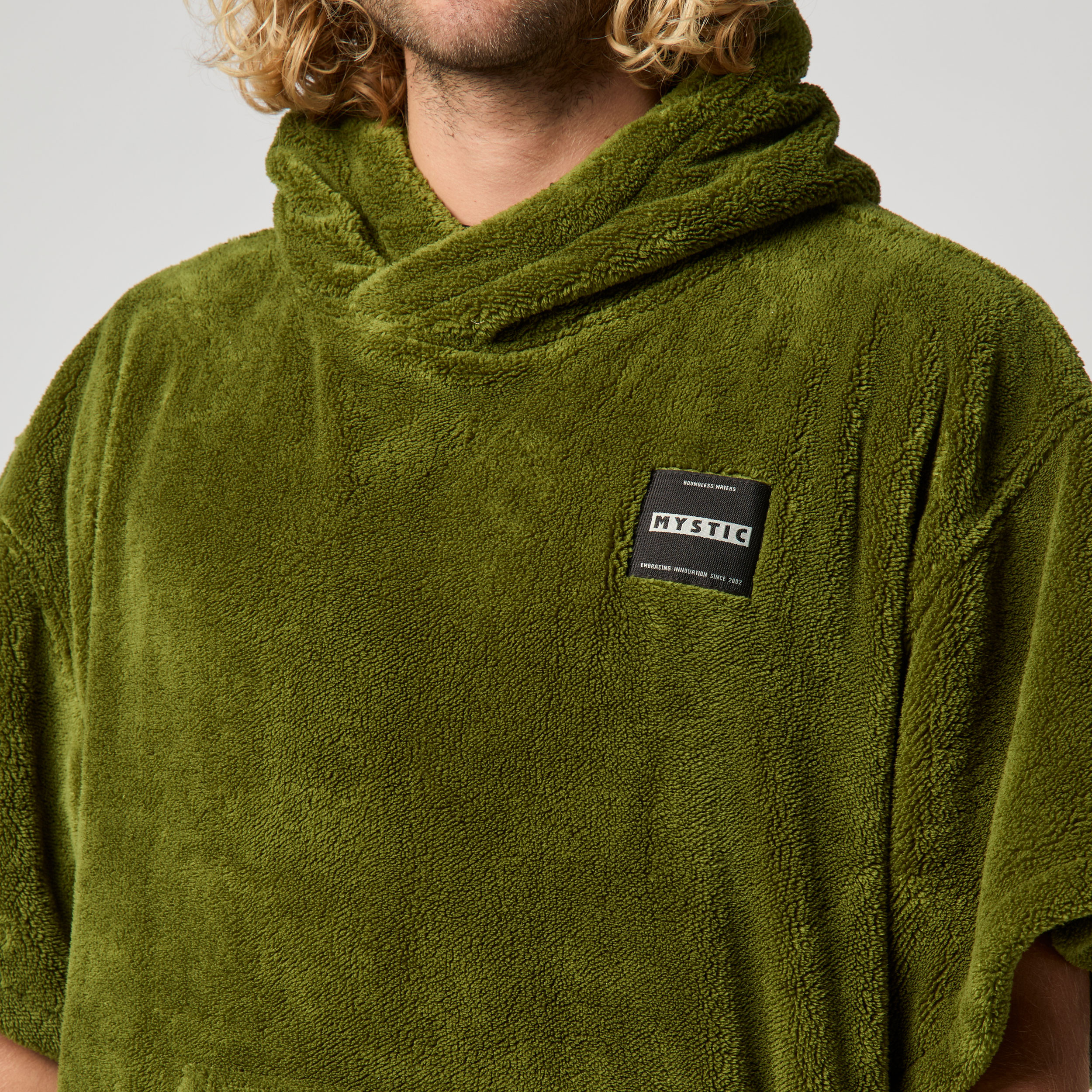 Mystic Poncho Teddy 2025 Moss