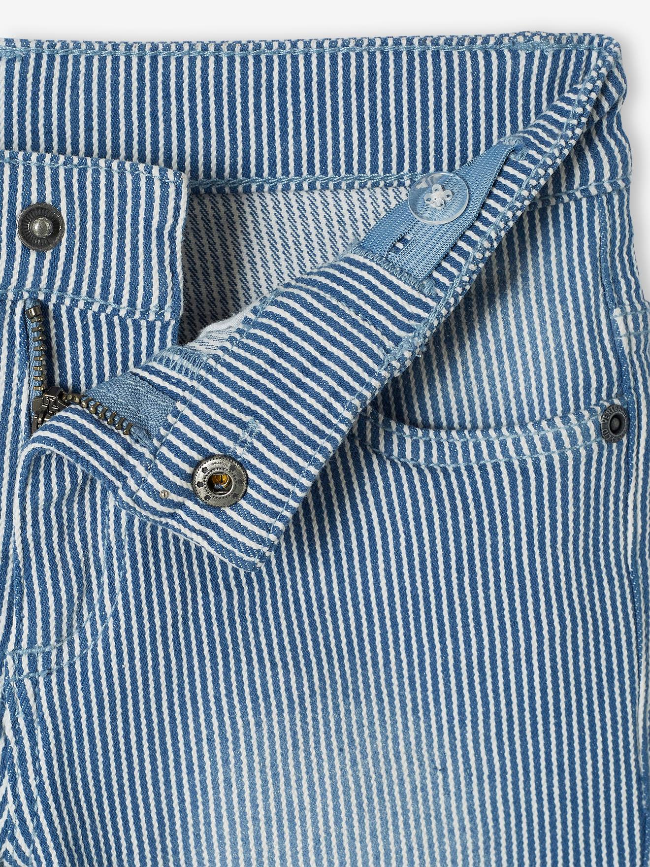 Bermuda azul-clara para meninos
