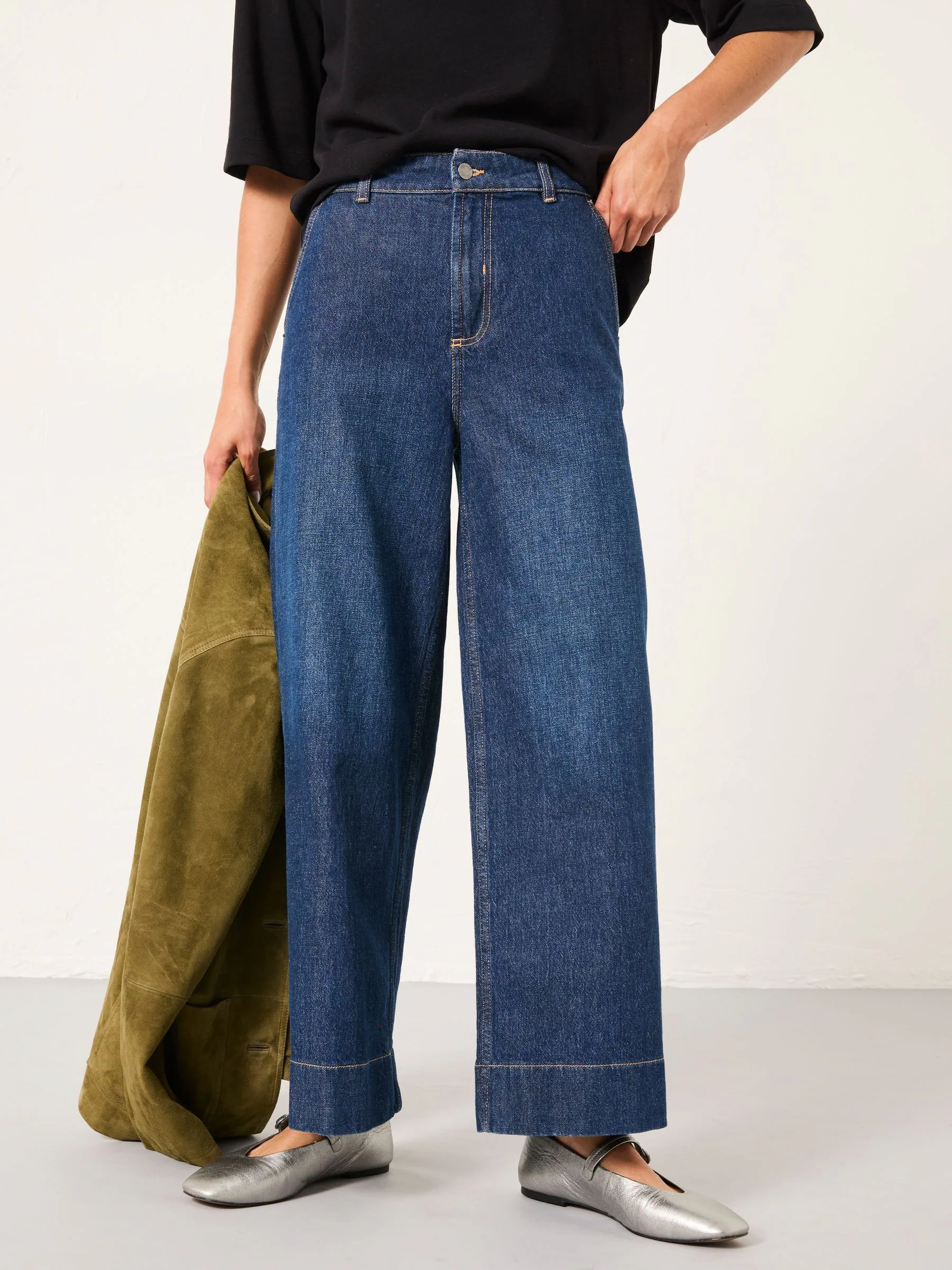 Denim donkerblauw - FatFace jeans met wijde pijpen en cropped model