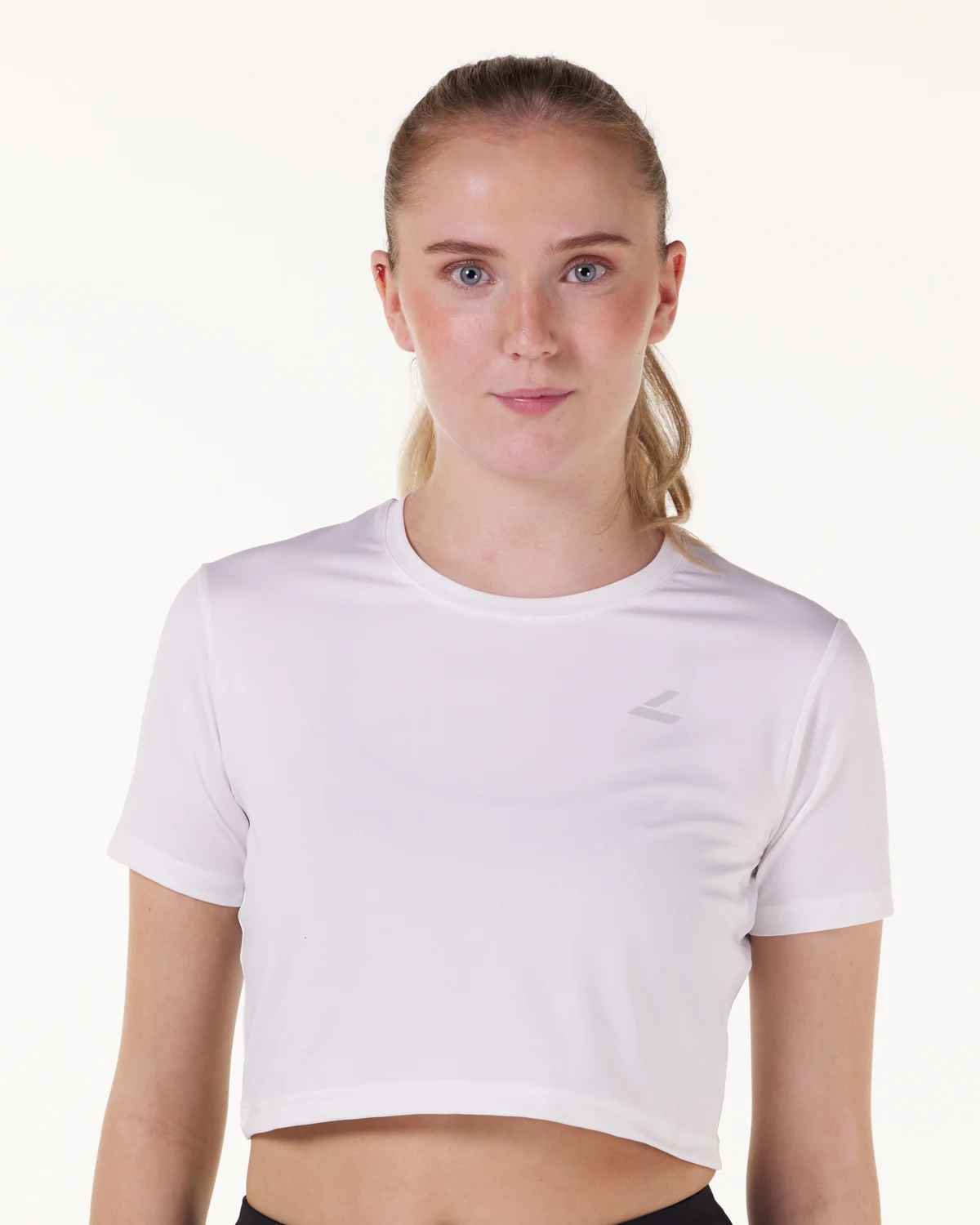 LEVITY Essential Crop T-shirt White 22