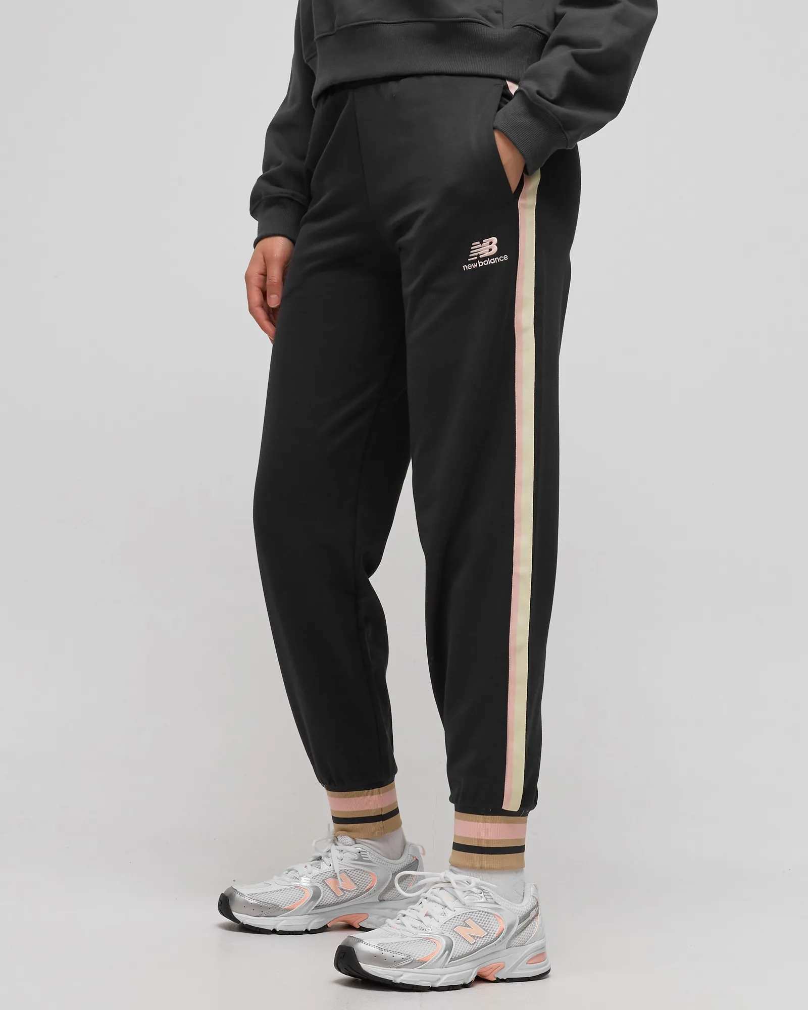 New Balance WMNS 70s Run Track Pant