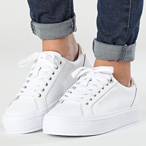 Baskets Femme Essential 7778 White