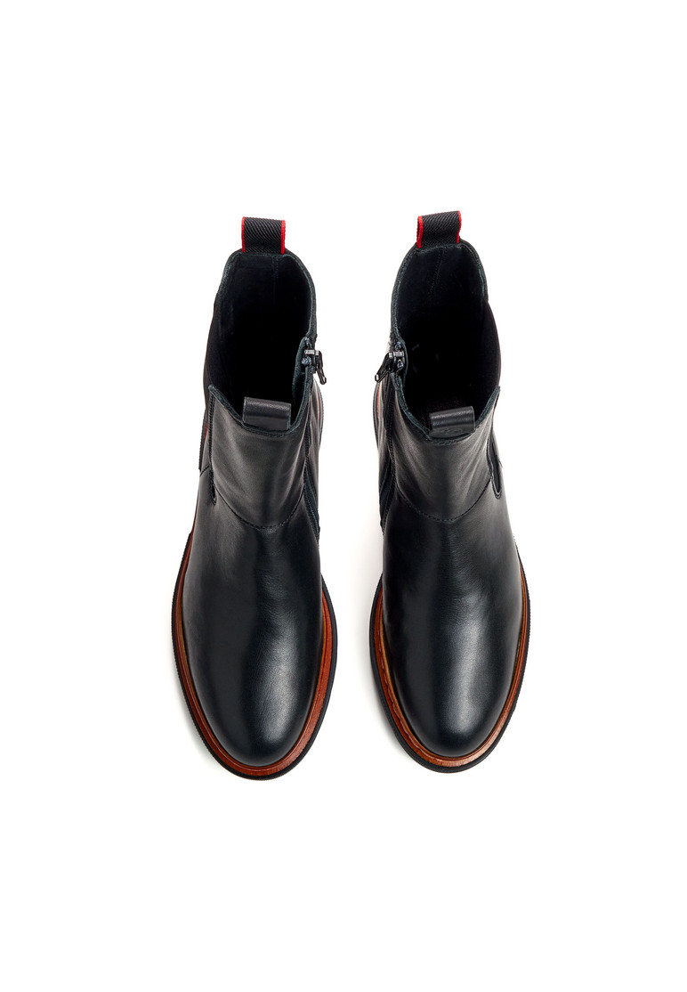 STIEFELETTE Schwarz