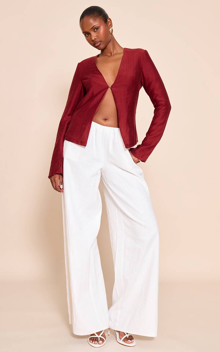 Rouge Profond Chemise Texturée À Manches Évasées Avec Fermeture À Crochets