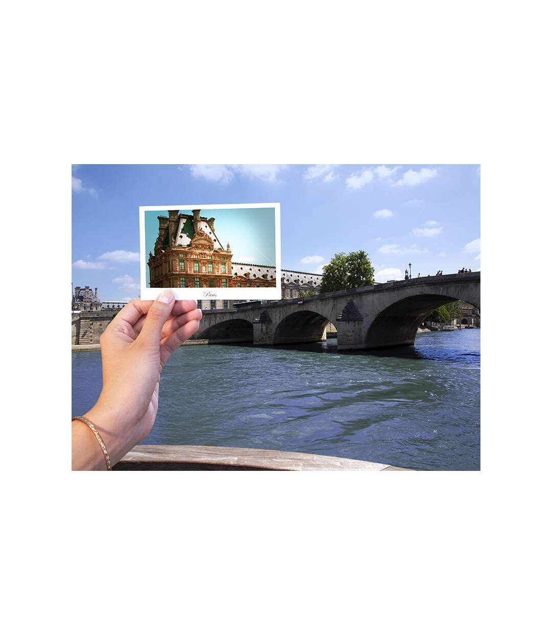2 jours d'accès au bus Hop On, Hop Off avec croisière sur la Seine pour 3 - SMARTBOX - Coffret Cadeau Sport & Aventure