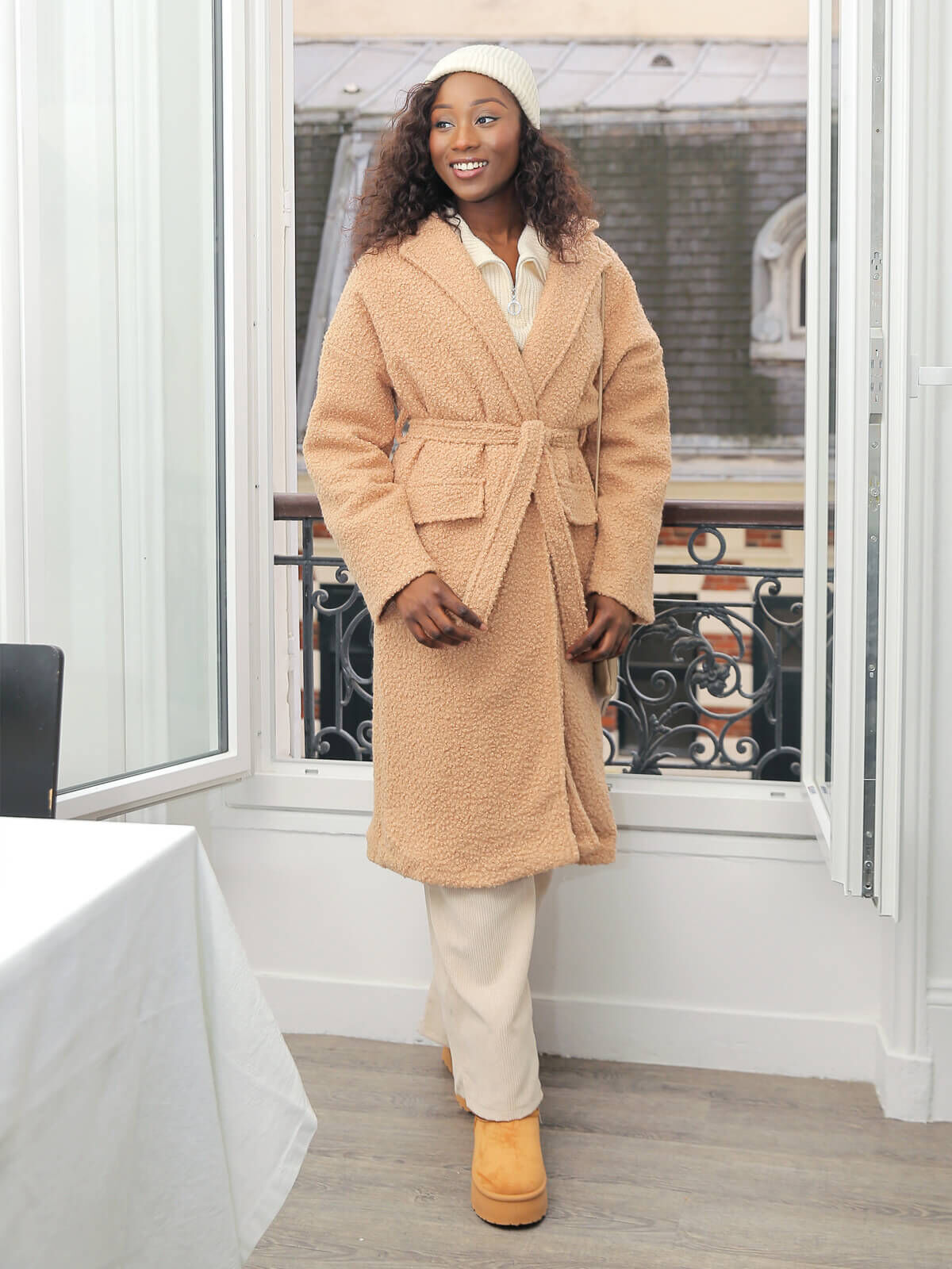 Manteau moutonné et ceinturé- Taupe