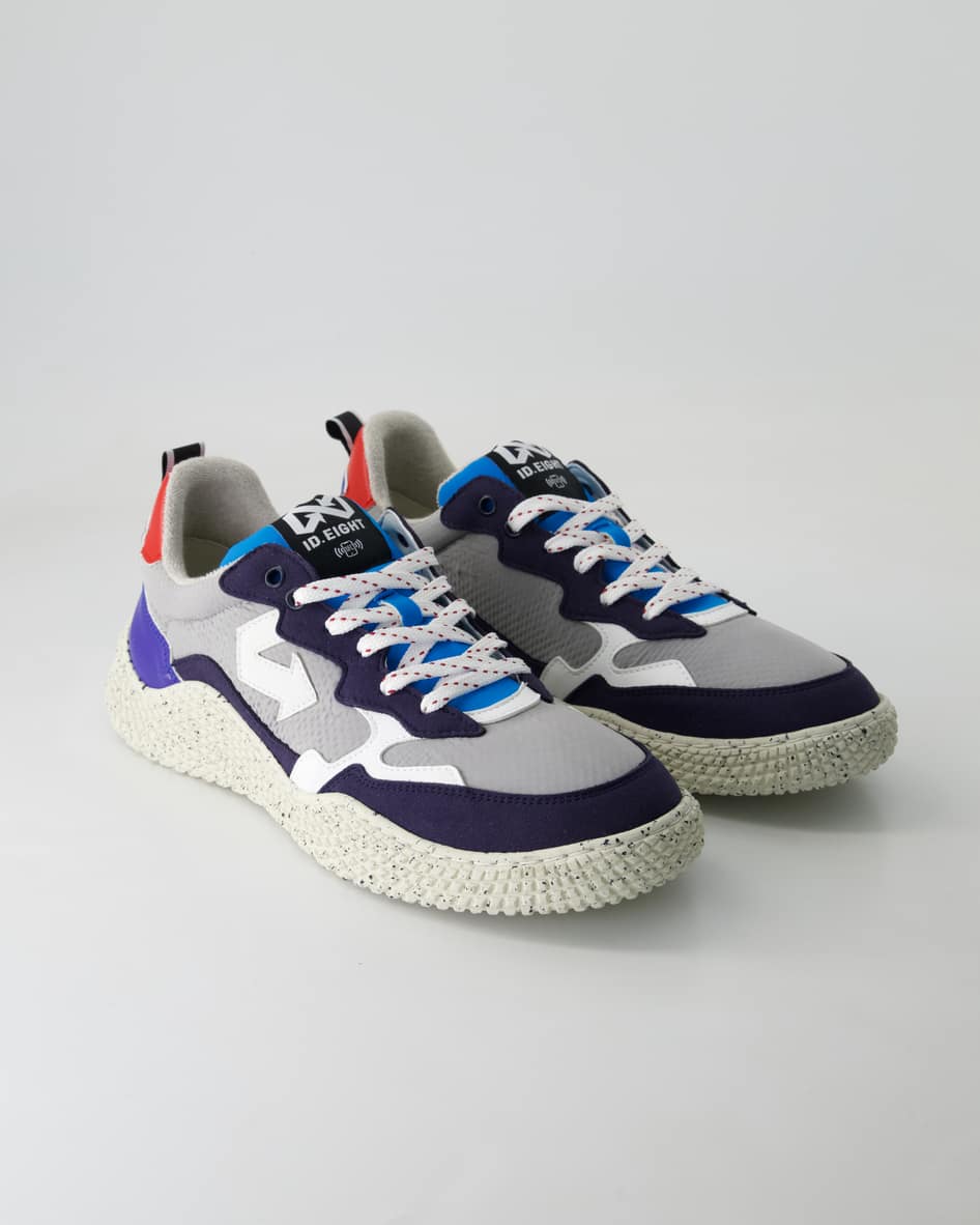 ID.EIGHT Hana Sneaker in Blau